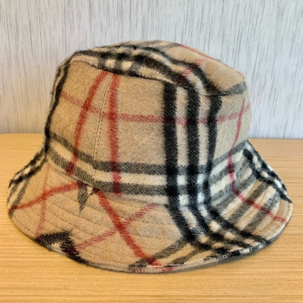 Burberry London Cashmere Wool Bucket Hat
